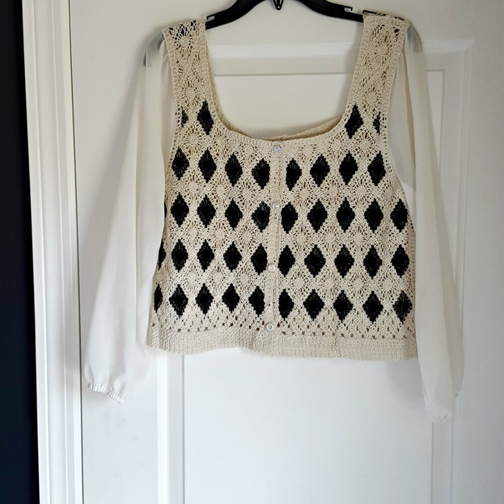 Lola Vested Blouse w/Diamond Crochet Pattern - Picture 8 of 8